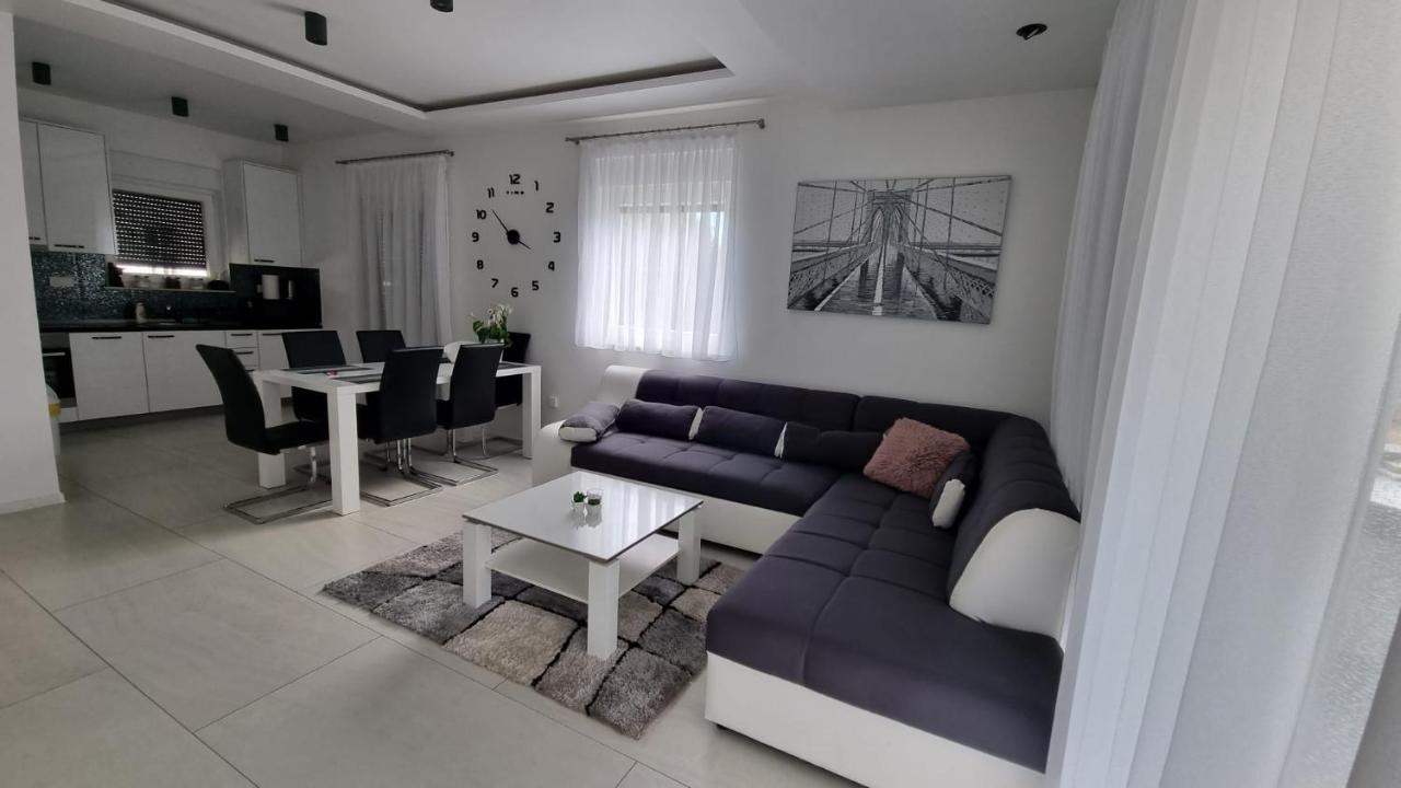 Holiday House Gavran Vodice Eksteriør billede