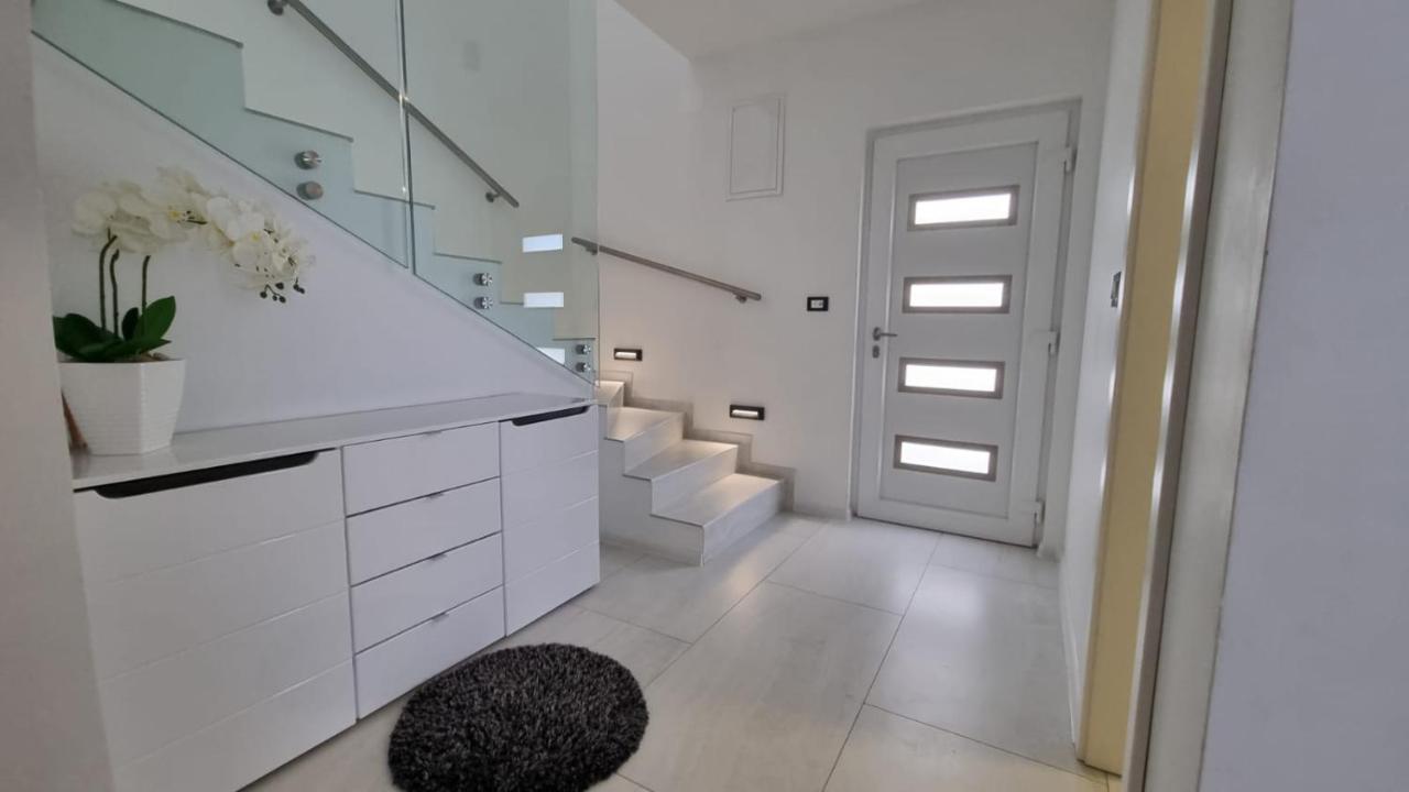 Holiday House Gavran Vodice Eksteriør billede